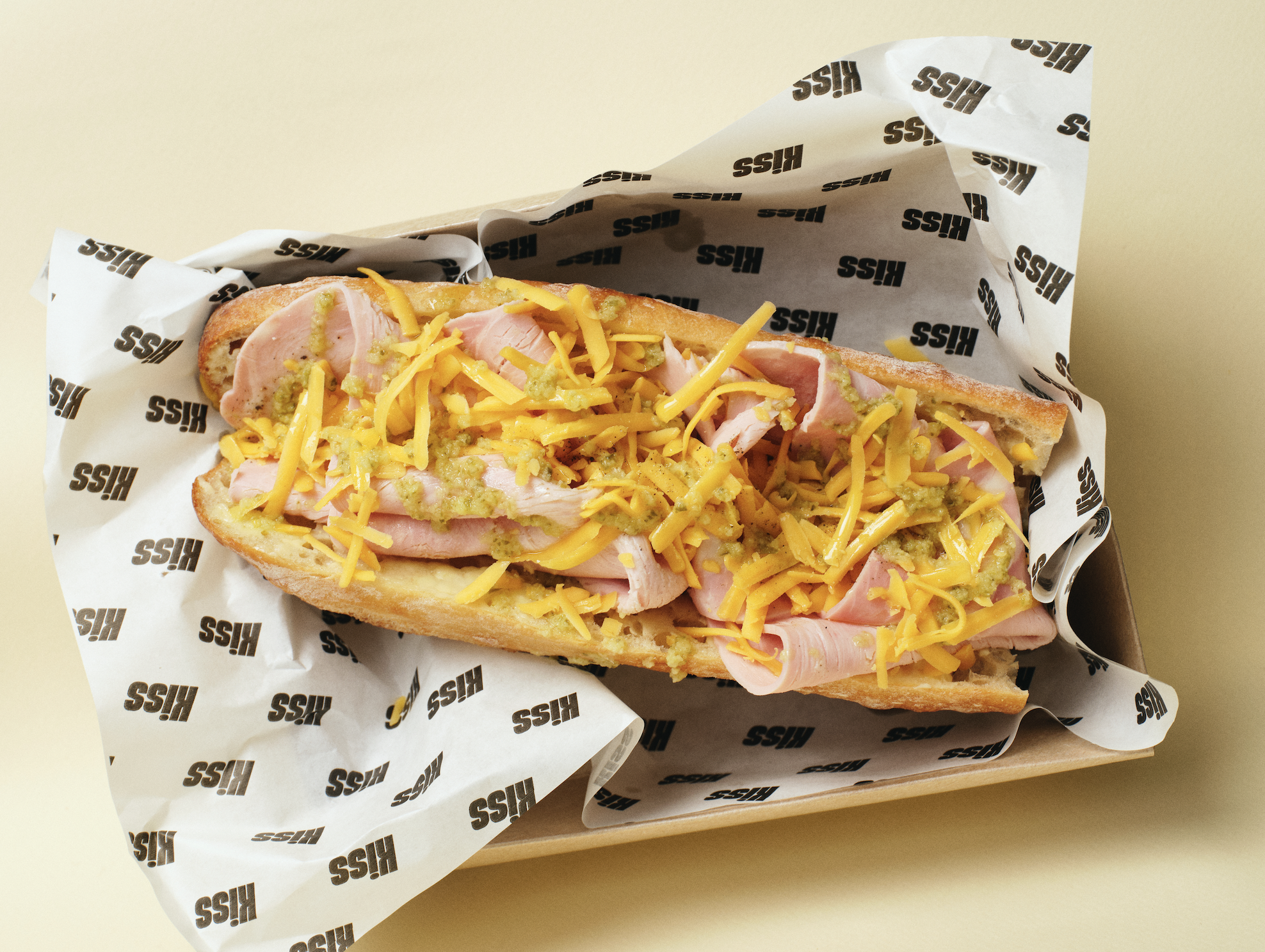 Sandwich Kiss