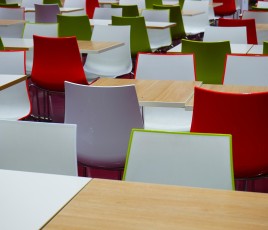 tables chaises cantine