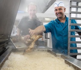 Les cuisiniers de l'Aude se forment à cuisiner de jeunes bovins bio.