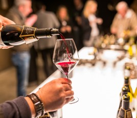 Verre et bouteille Vin Pays d'Oc IGP