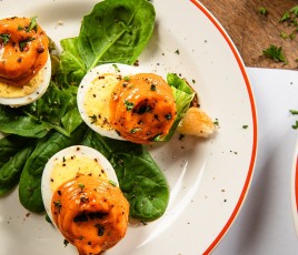 assiette oeuf mayonnaise salade