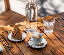 V1 Be WTR Café Richard CR Deborah Farnault (2).