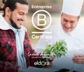 deux employers de la restauration collective