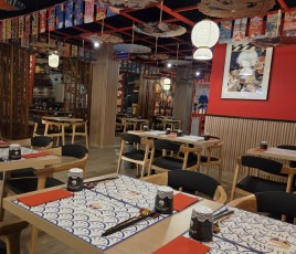 AZAKO RAMEN CR JULIA VESQUE.jpg