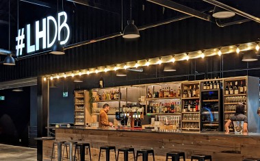 CLERMONT FERRAND FOOD COURT Halles du Brézet