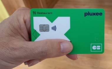 TITRE-RESTAURANT PLUXEE_ CR JCS.jpg