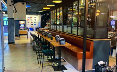 FOODCOURT83_SAINTLEONARD