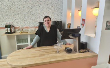 CHATEAUROUX MIRETTE CACAHUETE CR LES BOUTIQUES DE CHATEAUROUX.JPG