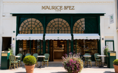 11 MAURICE CAFE DEAUVILLE