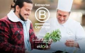 deux employers de la restauration collective