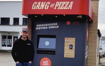 Gang of Pizza Guillaume Messy CR DR.JPG