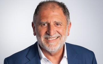 Frederic Mouhica_CR Sabine Dundure.jpg