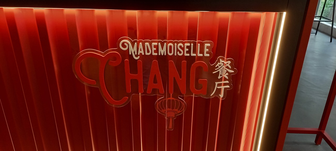 MADEMOISELLE CHANG 3