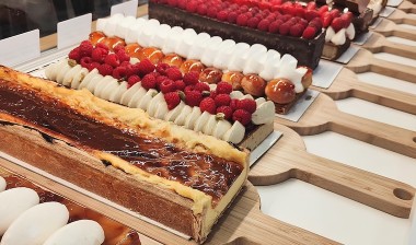 Les gâteaux d'Aurélien Trottier aux Halles Coeur de Maine