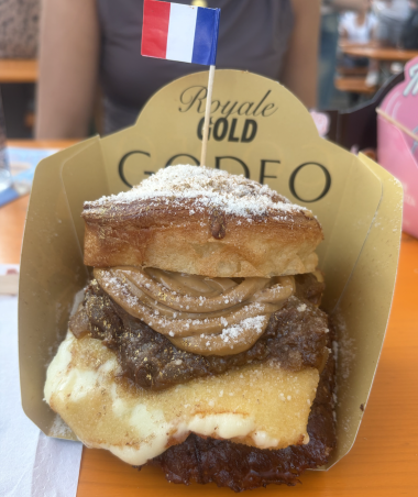 Burger Godeo_CR_JulieCharbonnier