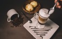 Café à table