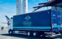 camion devant la fusée Ariane