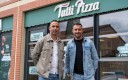 1 SEBASTIEN ET JULIEN BORI©_CR_TUTTI PIZZA (1).jpg